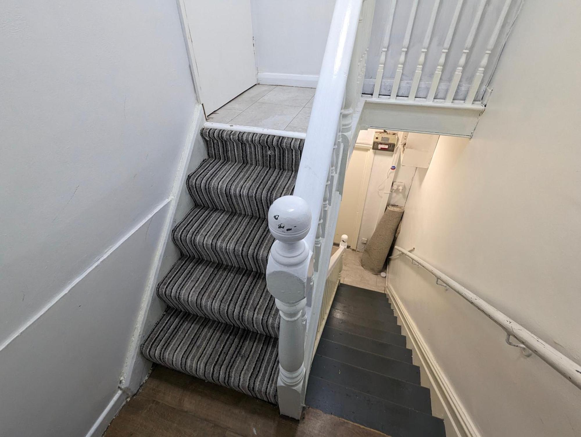 Inner-City Apartments - Basic Amenites Cardiff Exterior foto